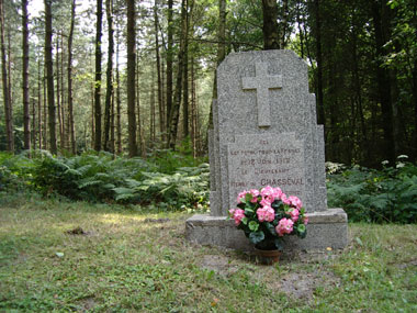 Monument à la mémoire d'Henri de Chasseval